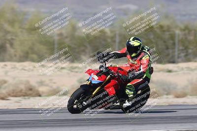 media/Jan-15-2026-Racers Edge (Thu) [[dfebeb70ab]]/3-B Group/Session 4 (Turn 6 Inside)/